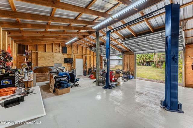 2050 Valkaria Road, Grant-valkaria, FL 32950