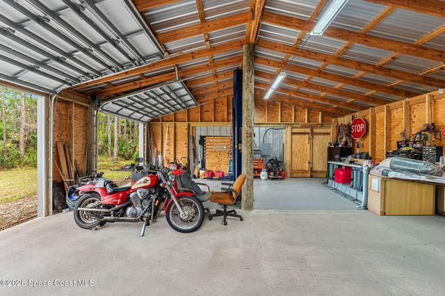 2050 Valkaria Road, Grant-valkaria, FL 32950