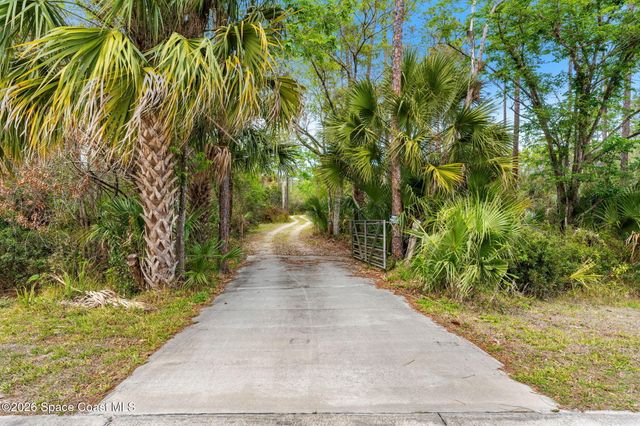 2050 Valkaria Road, Grant-valkaria, FL 32950