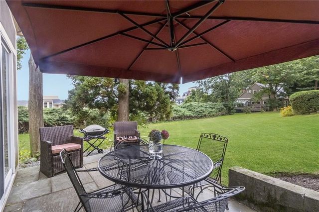 428 Gibbs Avenue 4, Newport, RI 02840