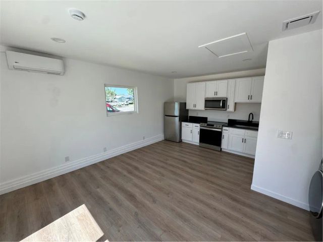 1415 Gary Place B, Anaheim, CA 92805