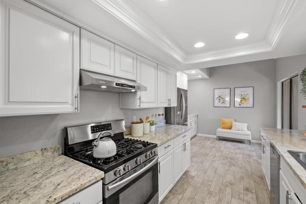 Image 14 of property listing at 36075 Vallee Terrace, Fremont, CA 94536