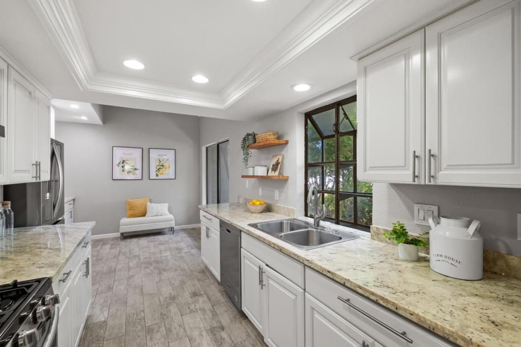 Image 15 of property listing at 36075 Vallee Terrace, Fremont, CA 94536