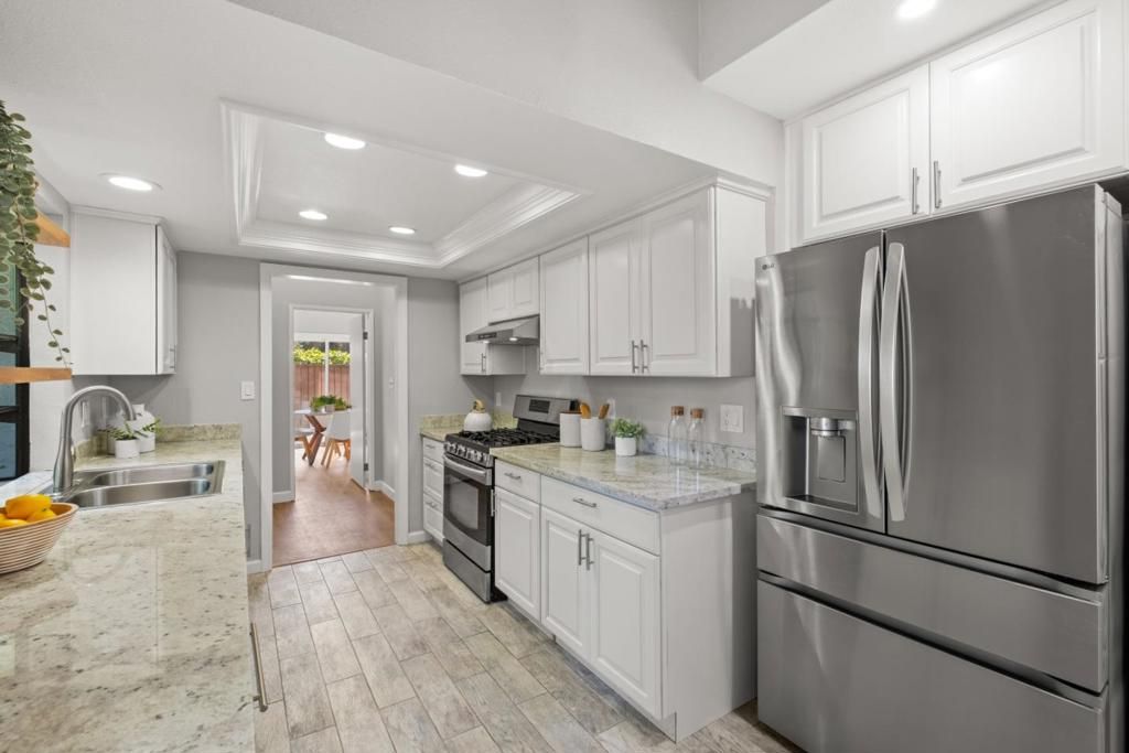 Image 16 of property listing at 36075 Vallee Terrace, Fremont, CA 94536