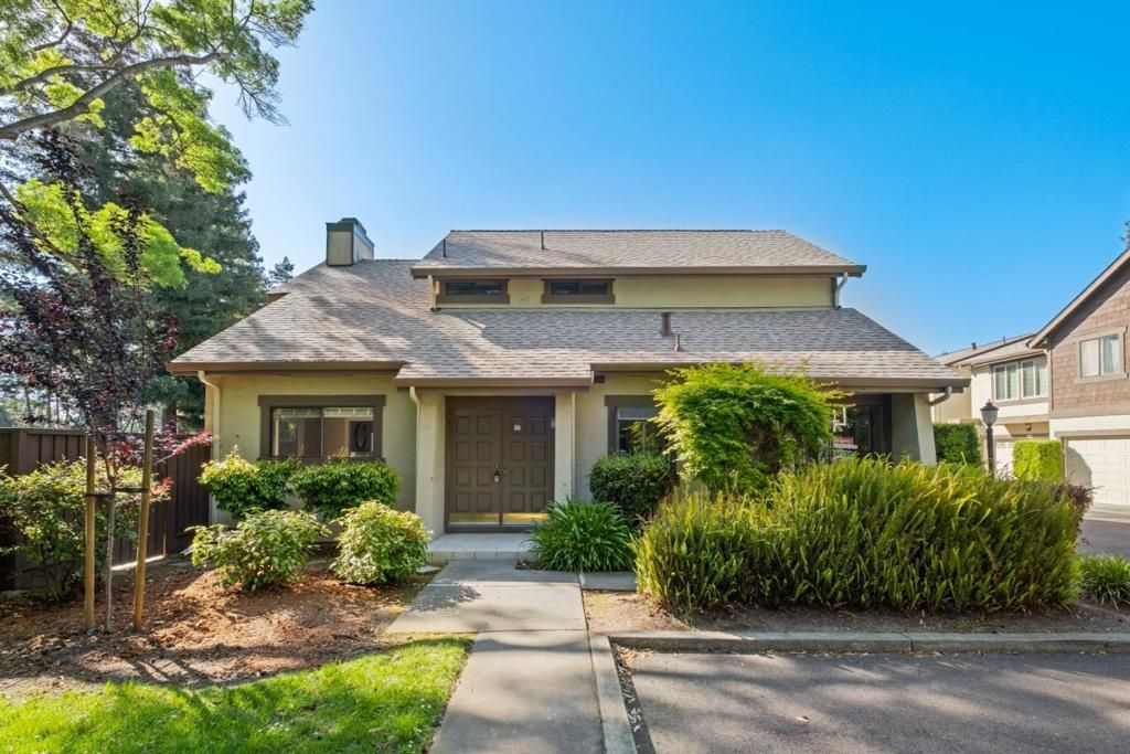 Image 2 of property listing at 36075 Vallee Terrace, Fremont, CA 94536