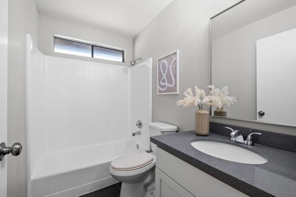 Image 35 of property listing at 36075 Vallee Terrace, Fremont, CA 94536