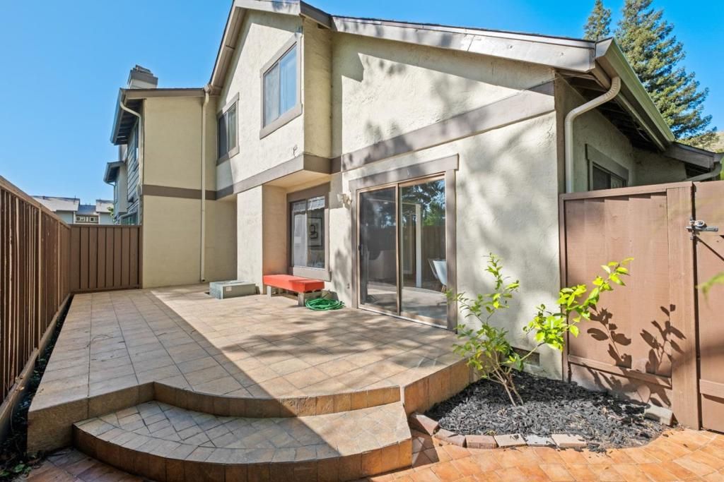 Image 38 of property listing at 36075 Vallee Terrace, Fremont, CA 94536