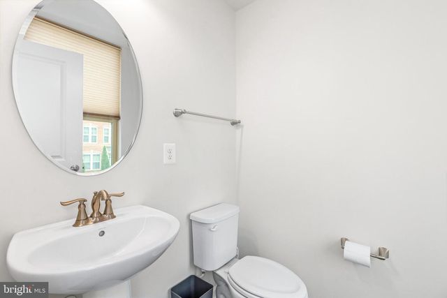 3629 JAMISON ST NE, Washington, DC 20018