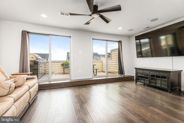 3629 JAMISON ST NE, Washington, DC 20018