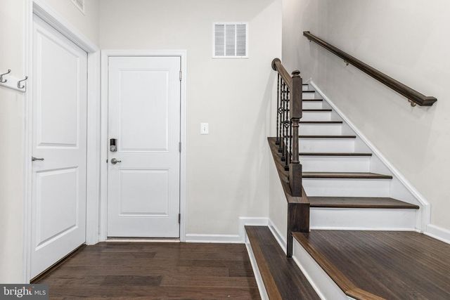 3629 JAMISON ST NE, Washington, DC 20018