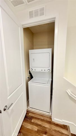 713 S Azusa A, Azusa, CA 91702