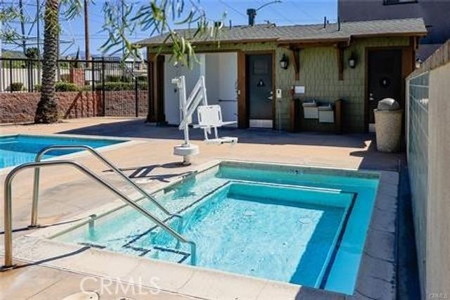 713 S Azusa A, Azusa, CA 91702