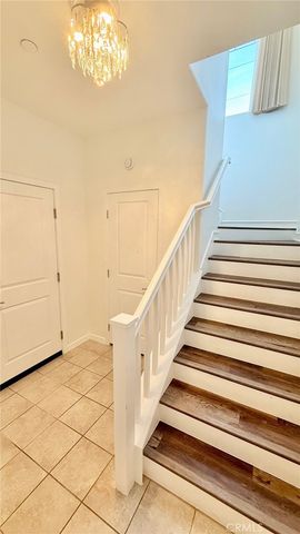 713 S Azusa A, Azusa, CA 91702