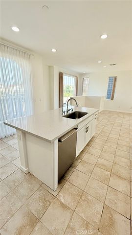 713 S Azusa A, Azusa, CA 91702