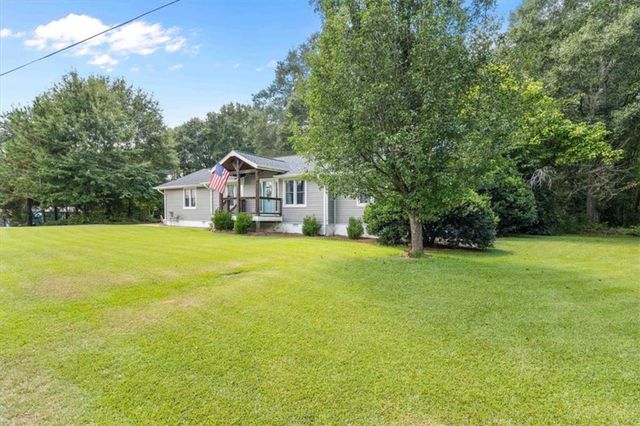 210 Poplar Street, Bowdon, GA 30108