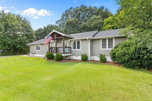 210 Poplar Street, Bowdon, GA 30108