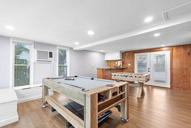 327 Nob Hill Lane, Seven Points, TX 75143