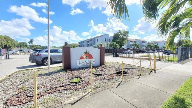 6095 W 18th Avenue S219, Hialeah, FL 33012