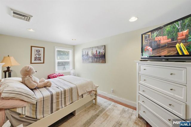 12 Willis Drive, Closter, NJ 07624