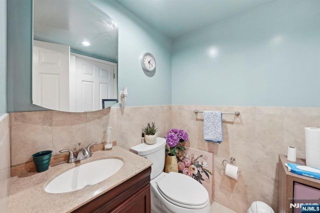 12 Willis Drive, Closter, NJ 07624