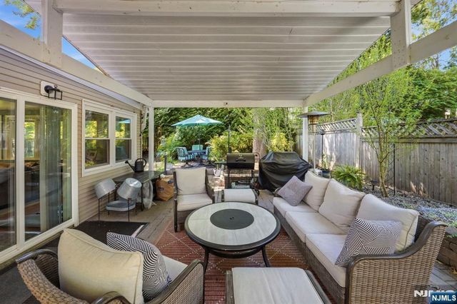 12 Willis Drive, Closter, NJ 07624