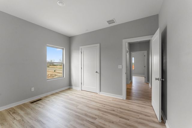 1006 W Pebblebrooke Drive, Ozark, MO 65721