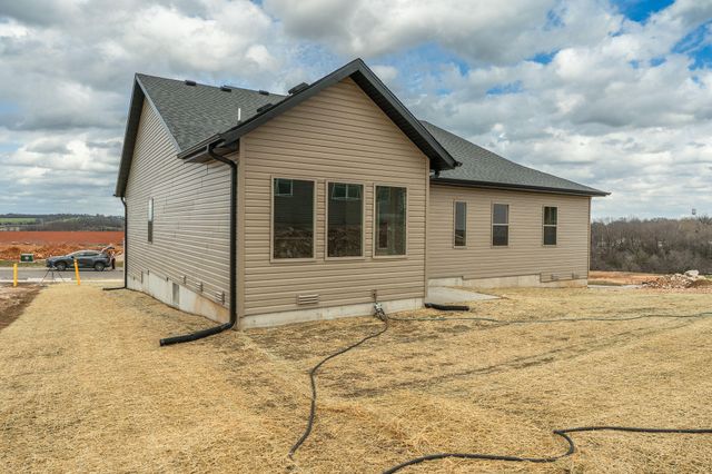 1006 W Pebblebrooke Drive, Ozark, MO 65721