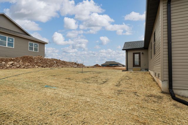 1006 W Pebblebrooke Drive, Ozark, MO 65721