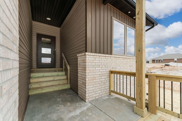 1006 W Pebblebrooke Drive, Ozark, MO 65721