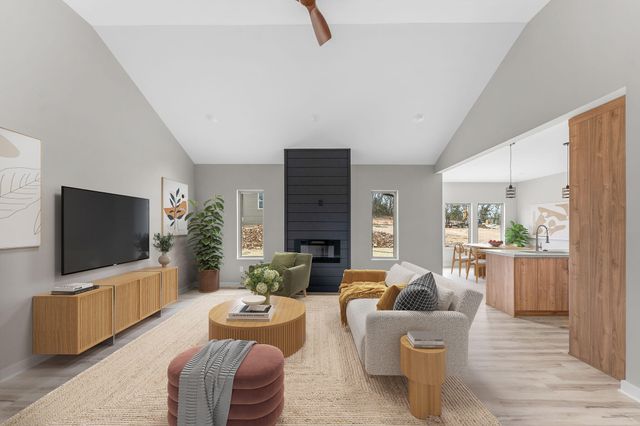 1006 W Pebblebrooke Drive, Ozark, MO 65721