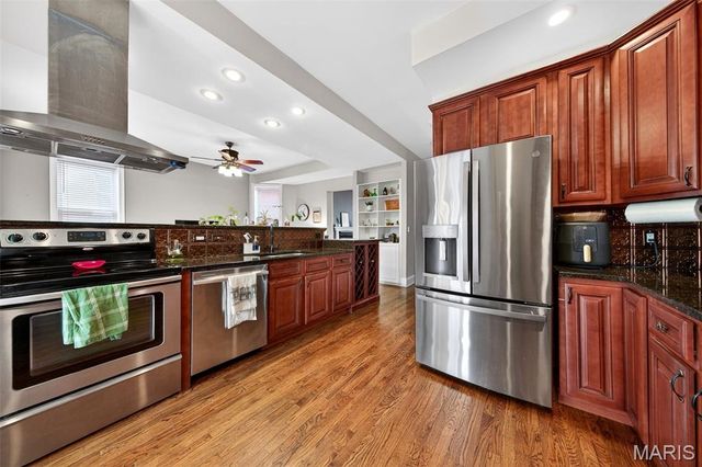 2315 Russell Boulevard, St Louis, MO 63104