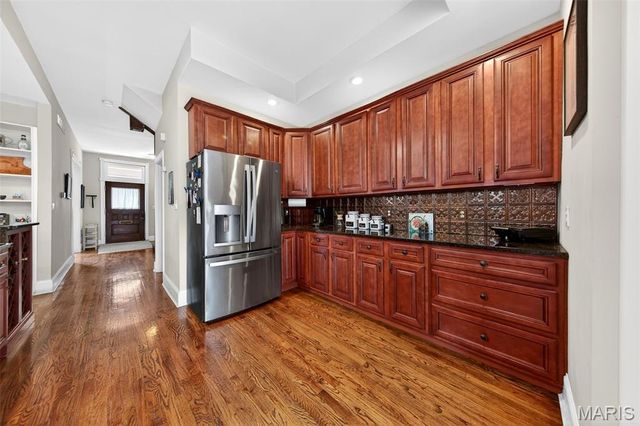 2315 Russell Boulevard, St Louis, MO 63104