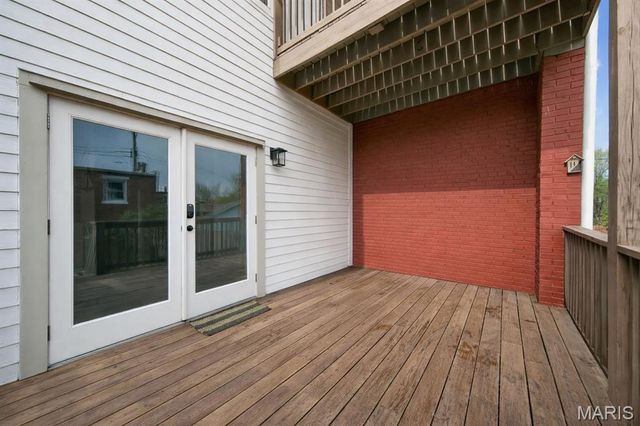 2315 Russell Boulevard, St Louis, MO 63104