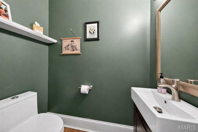 2315 Russell Boulevard, St Louis, MO 63104