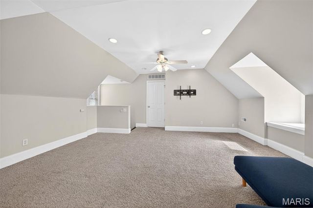 2315 Russell Boulevard, St Louis, MO 63104