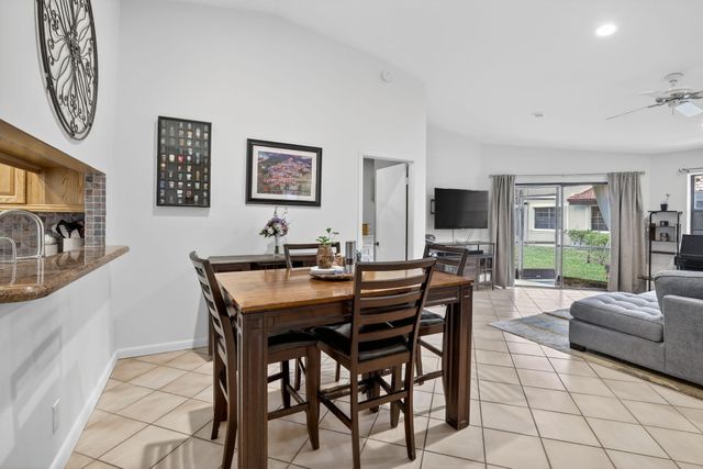 8841 W Sunrise Boulevard, Plantation, FL 33322