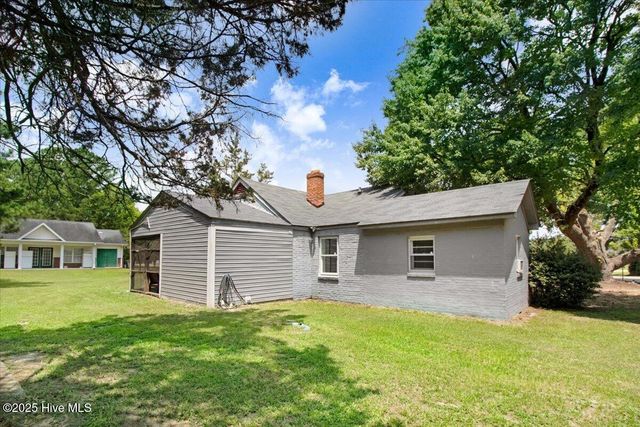 668 E New Hope Road, Goldsboro, NC 27534