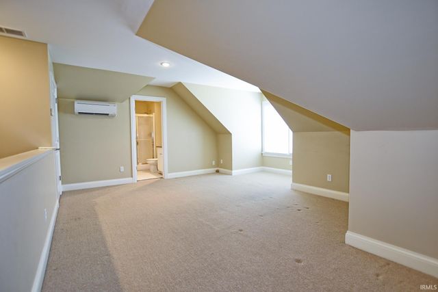 8955 Willowbend Drive, Newburgh, IN 47630
