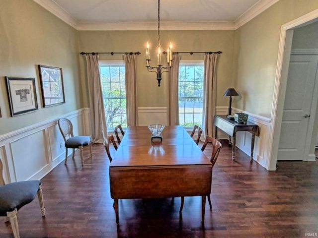 8955 Willowbend Drive, Newburgh, IN 47630