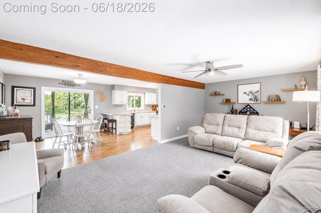 9991 Marshall Road, Green Oak Township, MI 48178