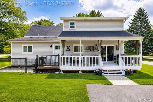 9991 Marshall Road, Green Oak Township, MI 48178