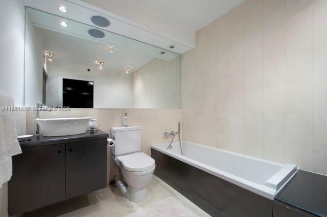 100 Lincoln Road 1511, Miami Beach, FL 33139