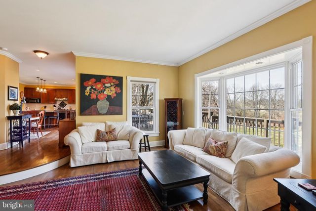 7 FOX RUN RD, Pennington, NJ 08534