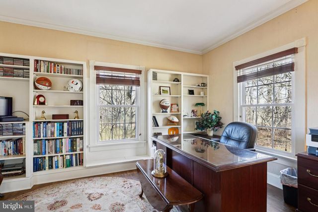 7 FOX RUN RD, Pennington, NJ 08534