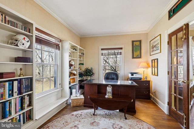 7 FOX RUN RD, Pennington, NJ 08534