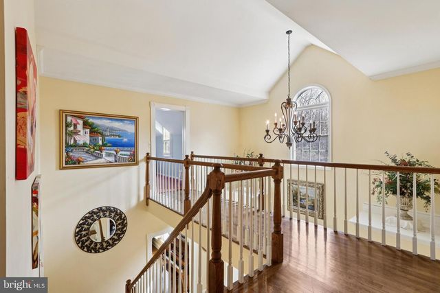 7 FOX RUN RD, Pennington, NJ 08534