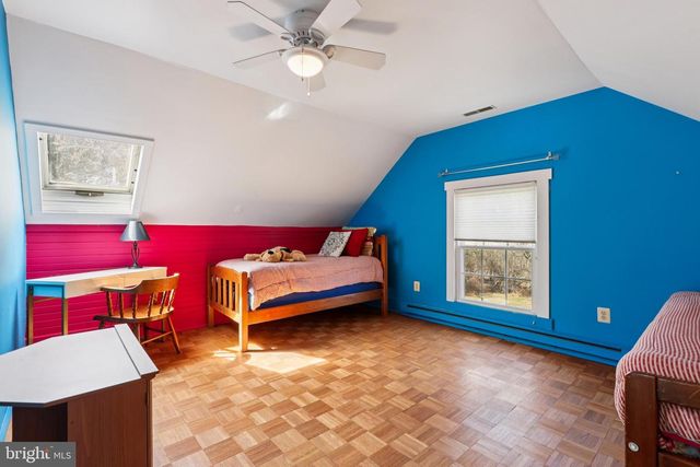 7 FOX RUN RD, Pennington, NJ 08534