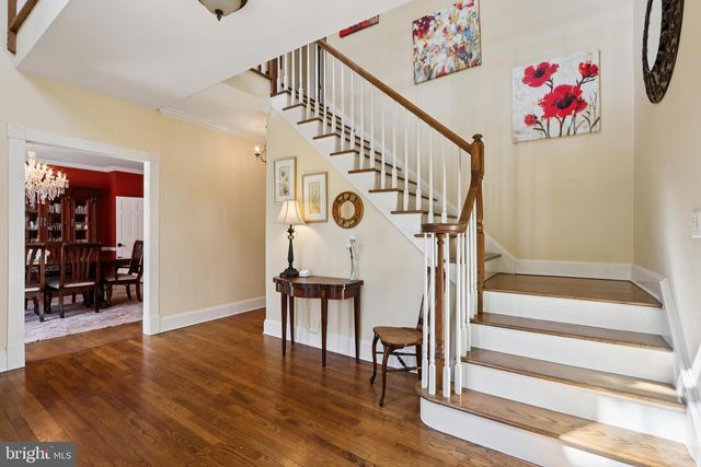 7 FOX RUN RD, Pennington, NJ 08534