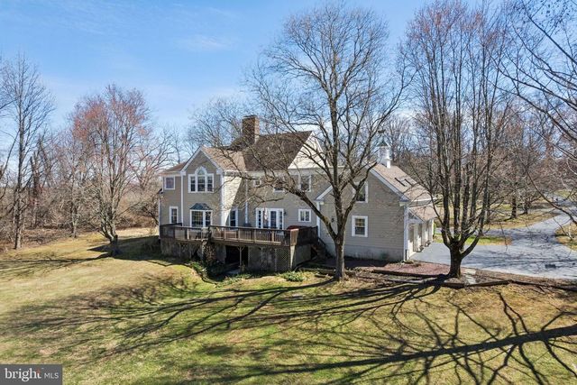 7 FOX RUN RD, Pennington, NJ 08534