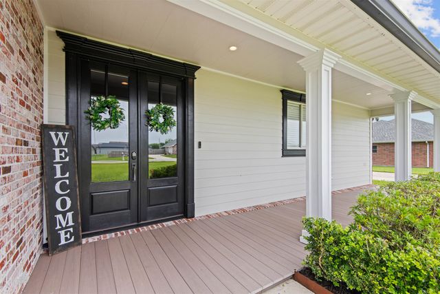 4143 Bayou Estates Drive, Bourg, LA 70343